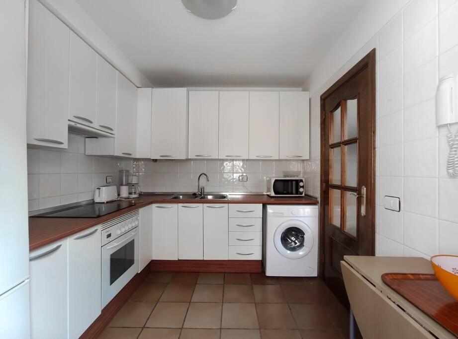Duplex In Quiet Zone, Next To Sea, Fast Wifi Apartment El Medano  Exterior photo