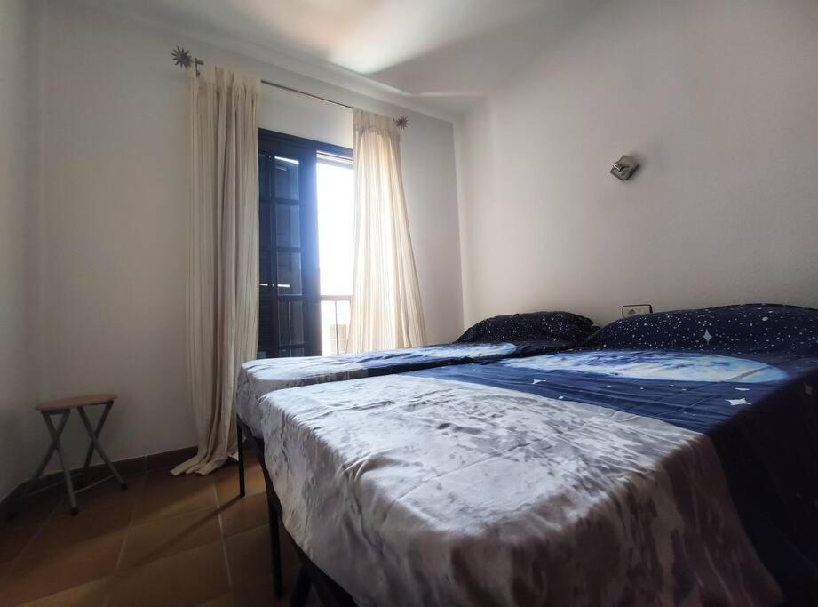 Duplex In Quiet Zone, Next To Sea, Fast Wifi Apartment El Medano  Exterior photo
